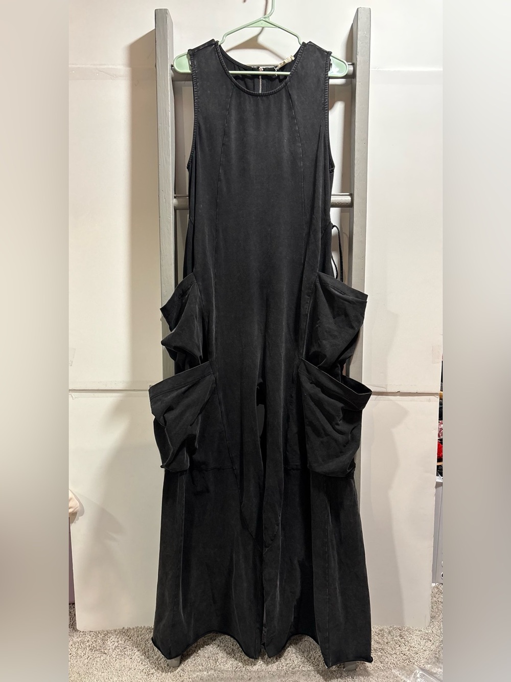 Easel jumper sz L with cargo style Side Pockets, boutique, eclectic, harem, boho